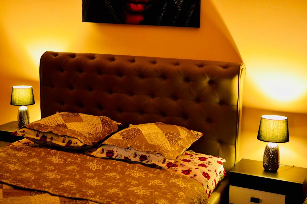 Casa Iris Center Hotel Sibiu Bagian luar foto
