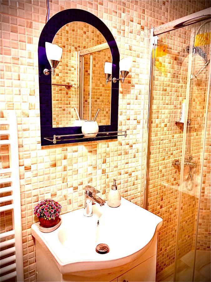 Casa Iris Center Hotel Sibiu Bagian luar foto